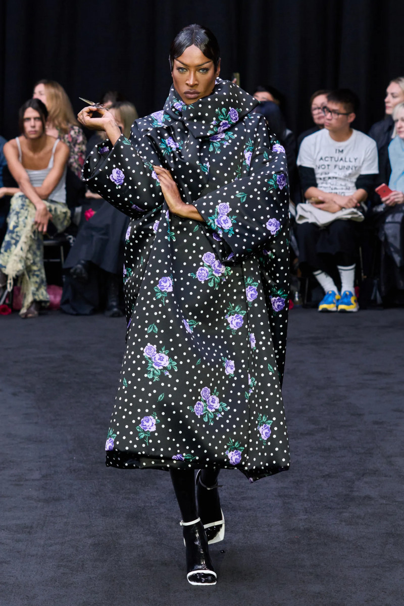 00043-richard-quinn-spring-2023-ready-to-wear-credit-gorunway.webp