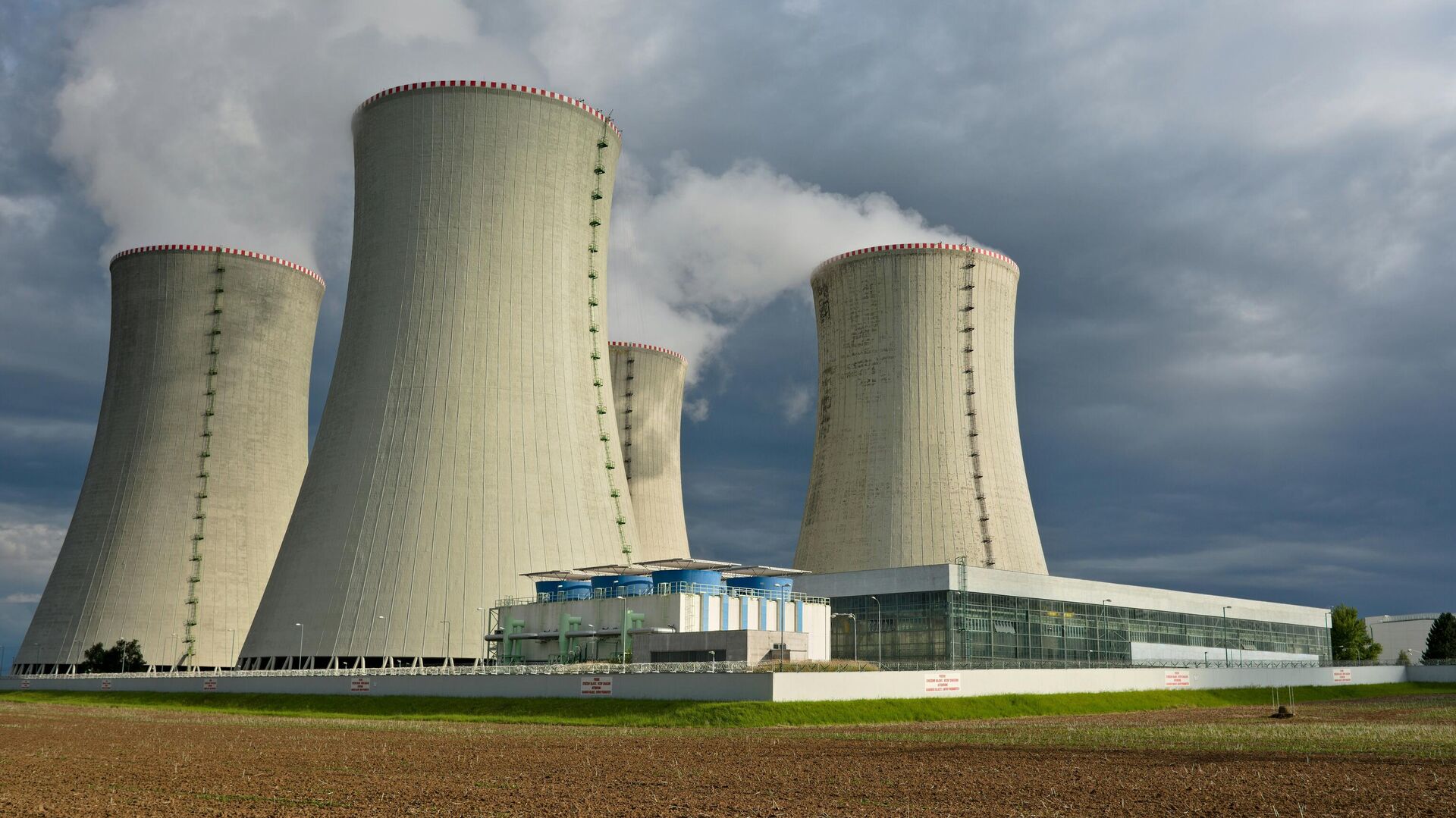 В США впервые вернут к работе закрытую атомную станцию, пишет СМИ