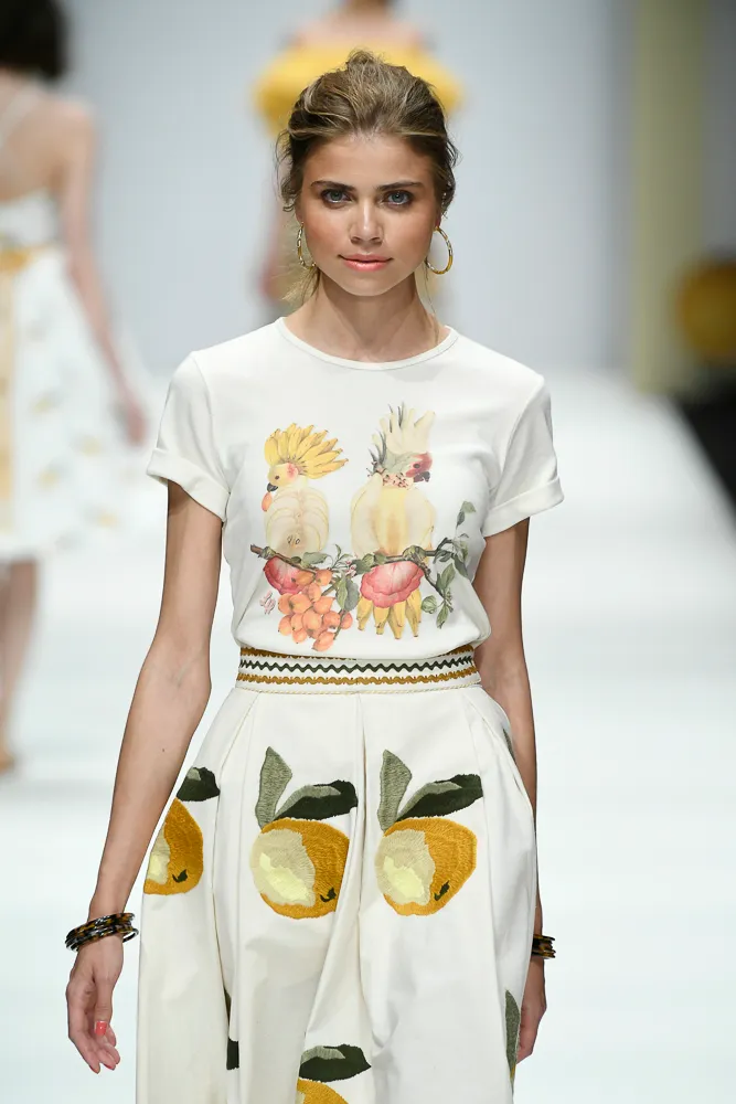 Lena-Hoschek-Show-Berlin-Fashion-Week-Spring_Summer-2019-9.webp