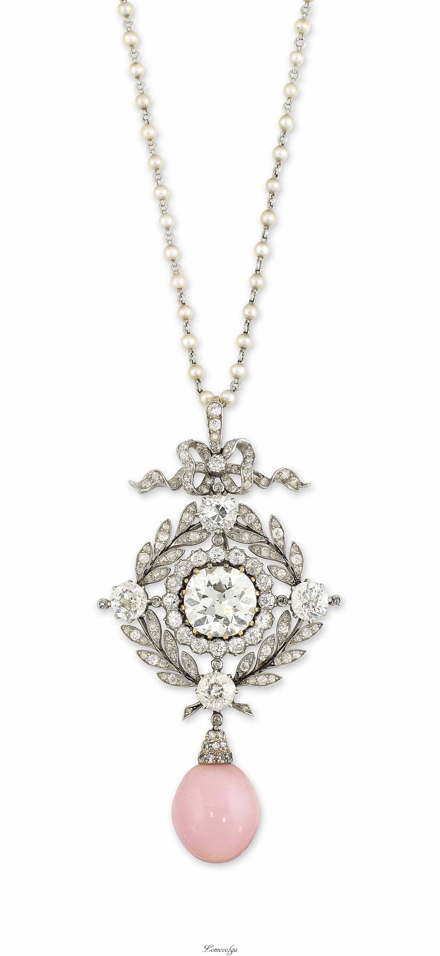 2017_CKS_14228_0054_000(a_belle_epoque_conch_pearl_and_diamond_pendant_necklace114503)(1).jpg