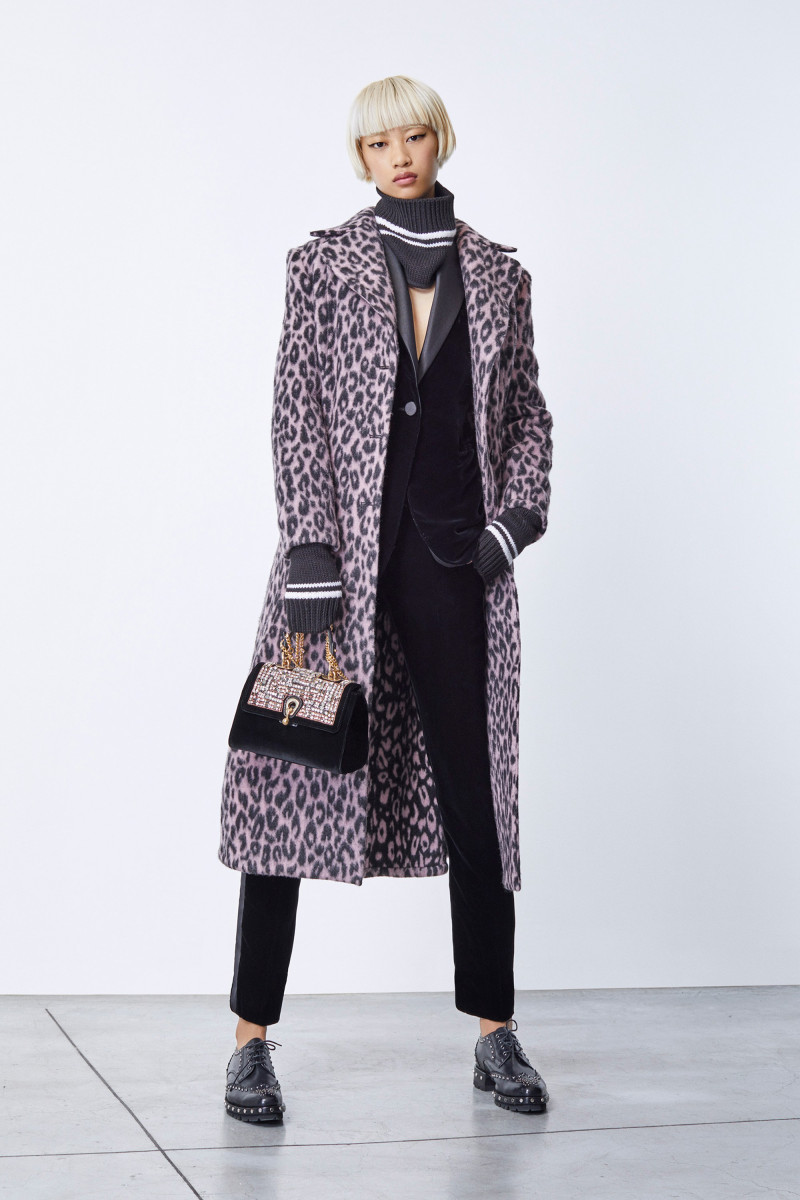 02-Ermanno-Scervino-Pre-Fall-2018.jpg