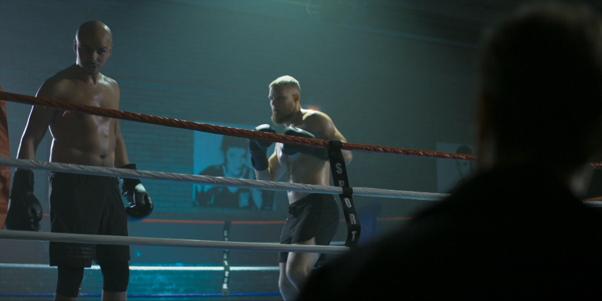 Les.invisibles.S01.E01.2021.WEB-DL.1080p.ExKinoRay.mkv_snapshot_20.06.png