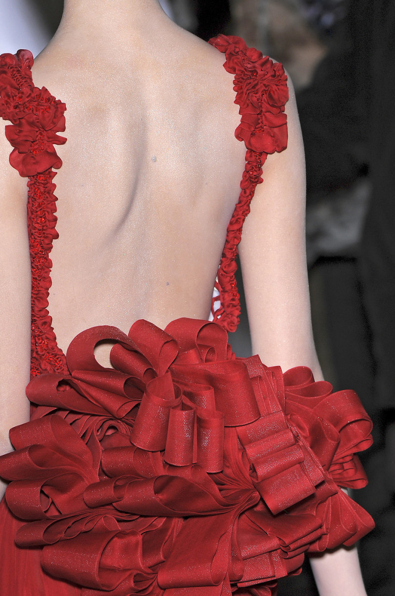 Valentino+Fall+2008+Details+TbE2ImDcxuUx.jpg