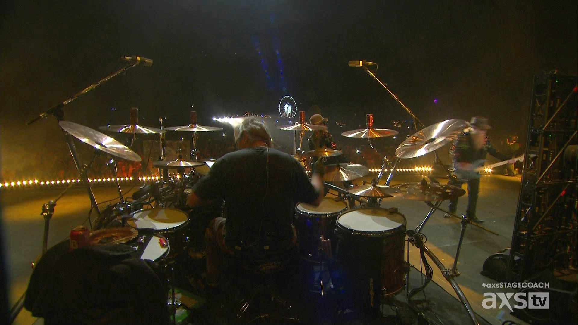 ZZ Top - Stagecoach - California's Country Music Festival 2015.ts_20240810_124129.976.png