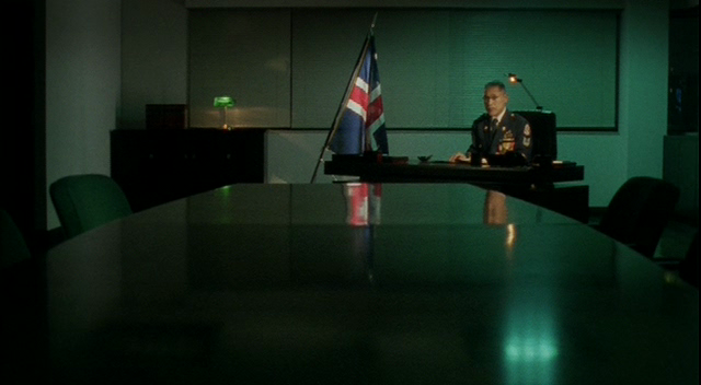 A1012K (2003).mkv_000040.916.png