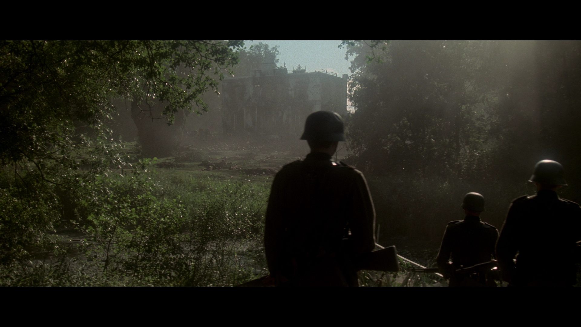 A.Bridge.Too.Far.1977.Imprint.BDRemux.1080p[(246146)2025-01-01-11-49-00].PNG
