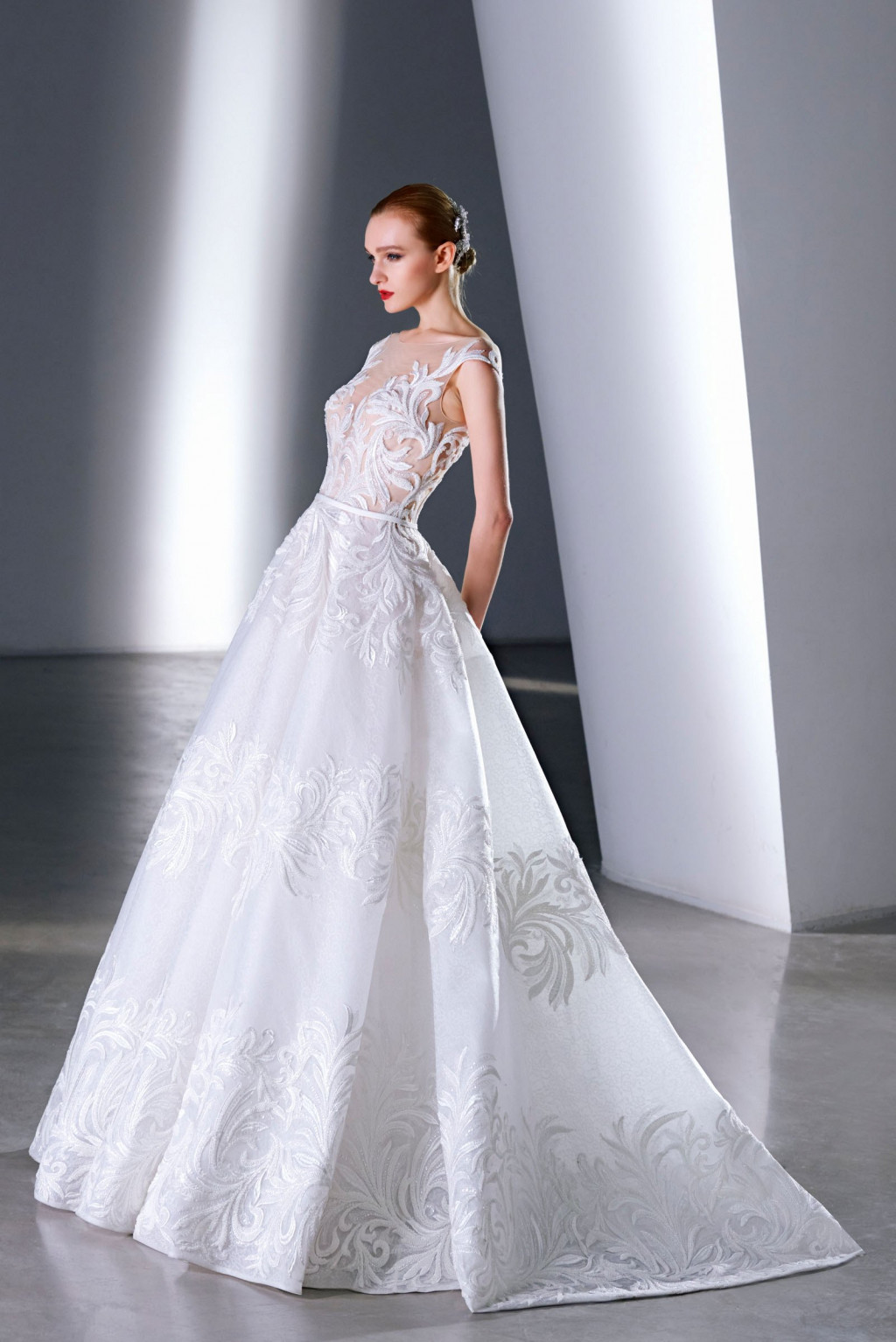 dany_tabet-bridal-2018-2019bluebox-1283_f-resp2400v.jpg