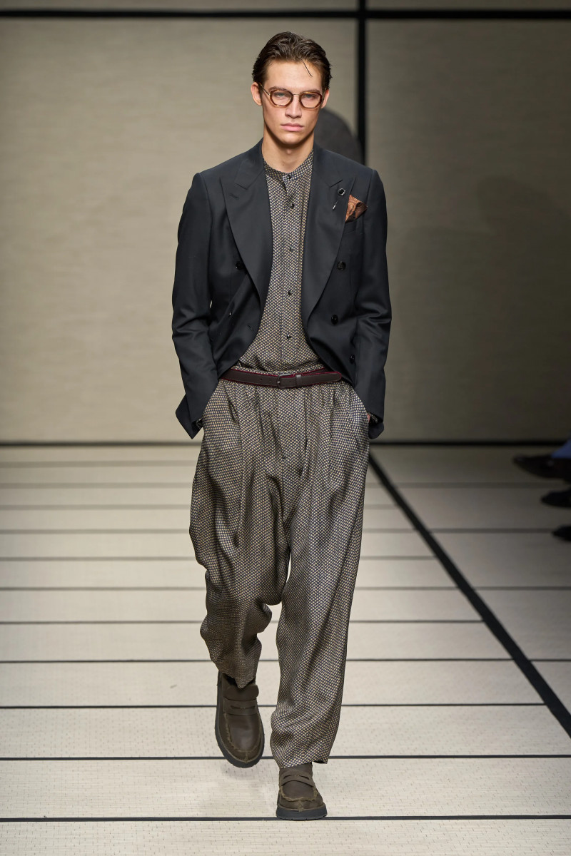 00087-giorgio-armani-fall-2025-menswear-credit-gorunway.webp
