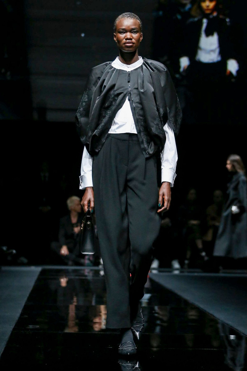 Emporio-Armani-RTW-FW20-Milan-6117-1582282370.jpg
