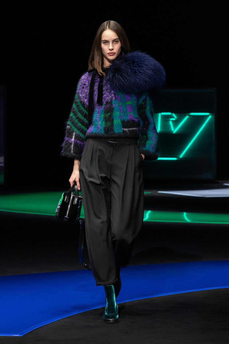00064-Emporio-Armani-Fall-21.jpg