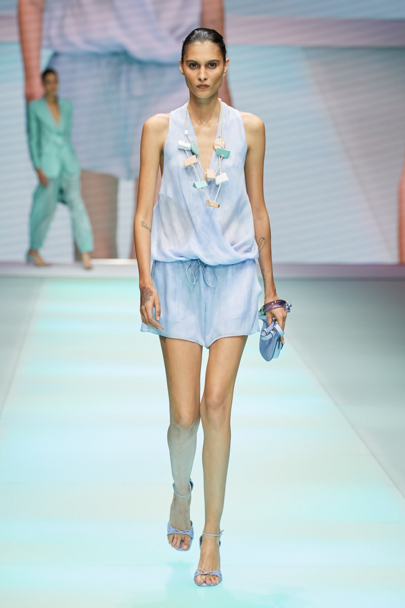 00069-Emporio-Armani-Spring-22-RTW-Milan-credit-gorunway.JPG
