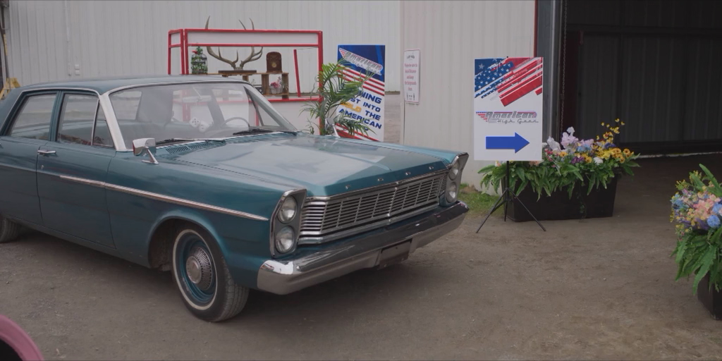 Переключая передачи (2024) WEB-DLRip-AVC_ivanes.mkv_20250209_164140.290.png