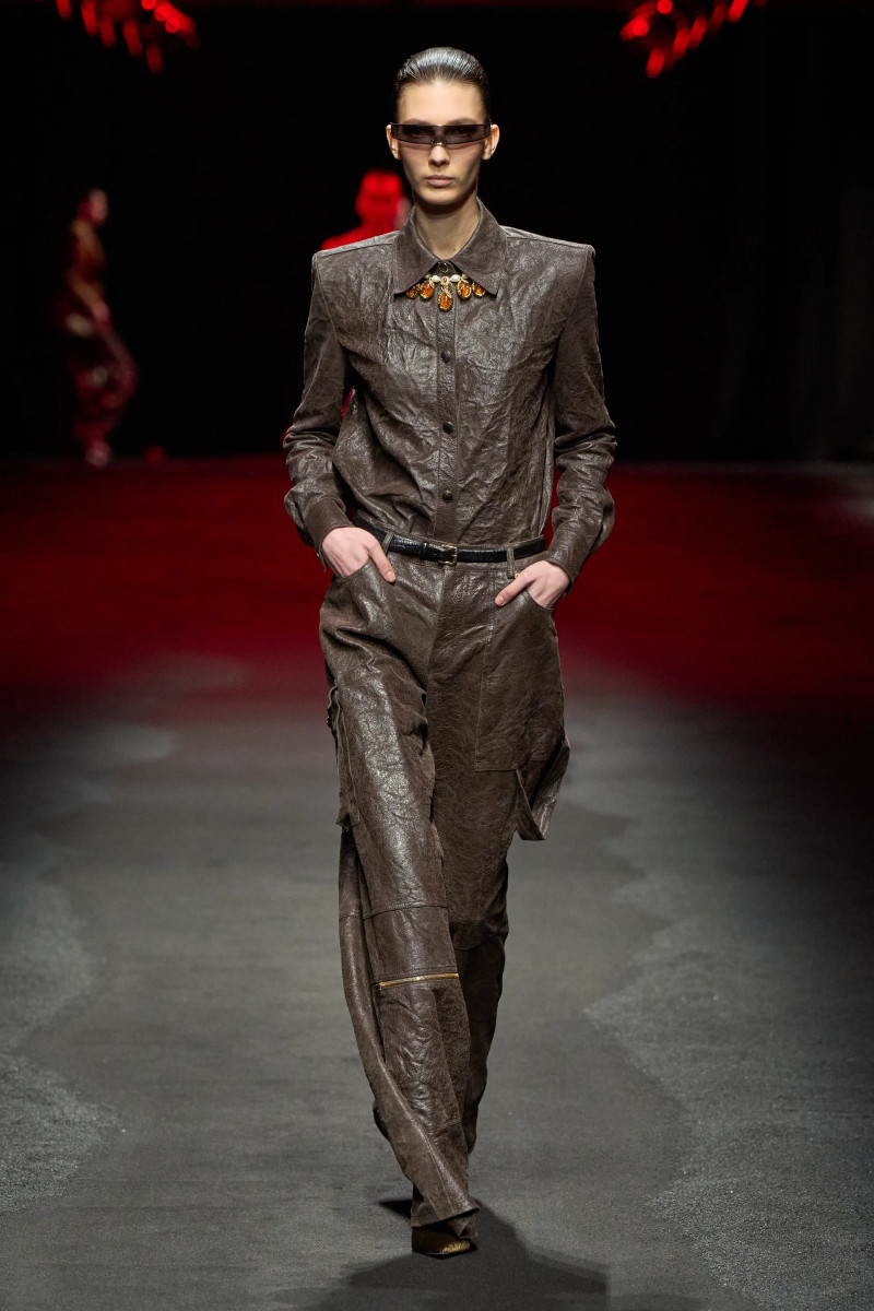 00014-roberto-cavalli-fall-2025-ready-to-wear-credit-gorunway.webp