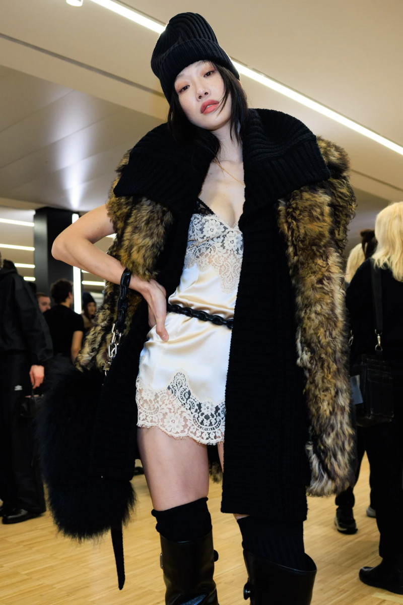 DOLCE GABBANAFW25_BACKSTAGE_ACIELLE14.webp