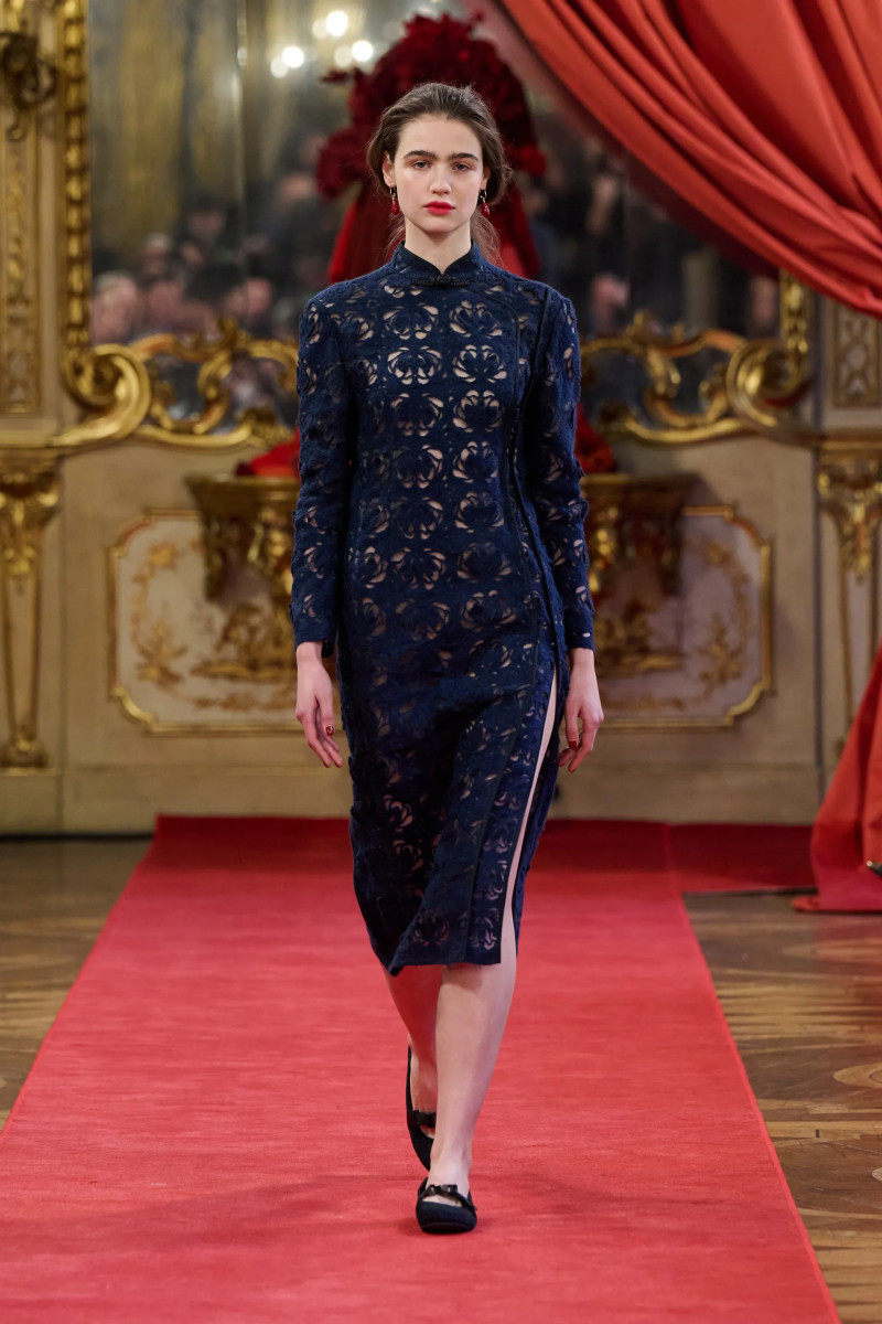 00024-hui-fall-2025-ready-to-wear-credit-brand.webp