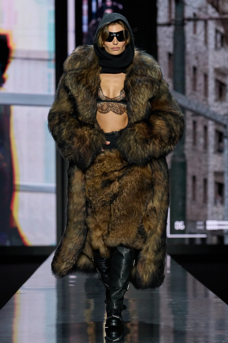00010-dolce-and-gabbana-fall-2025-ready-to-wear-credit-gorunway.webp