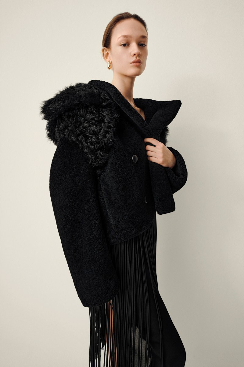 ports1961-fw25-rtw-r-ctsy-0030.jpg