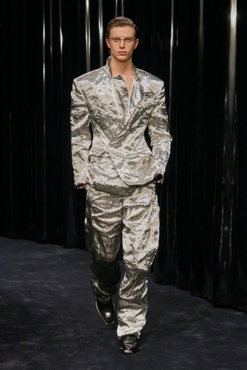 00030-ferrari-fall-2024-ready-to-wear-credit-gorunway.webp