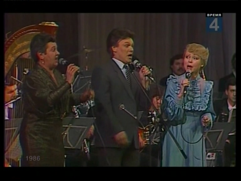 Концерт советской песни в ГЦКЗ Россия (1986).mpg_20250304_221750.444.jpg