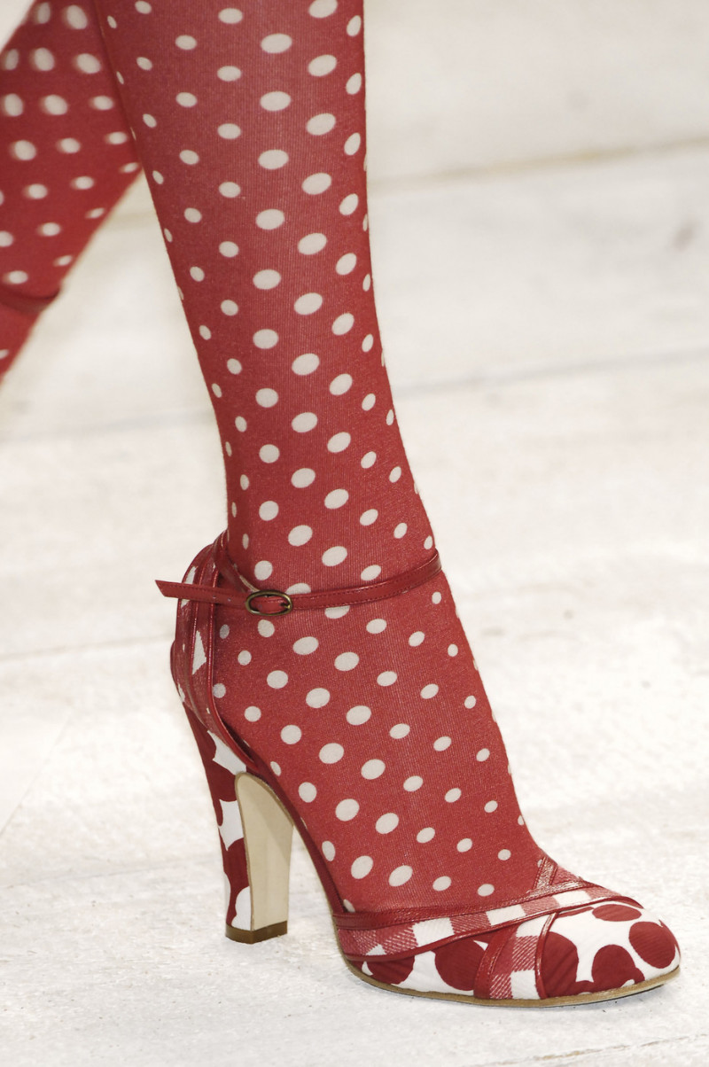 Kenzo+Spring+2006+Details+_srM3J3-hHnx.jpg