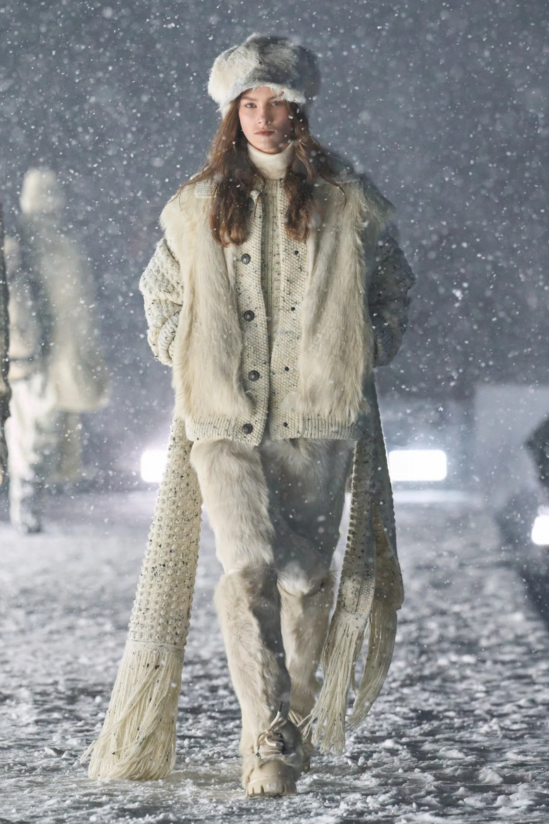 00129-moncler-grenob-fall-2025-ready-to-wear-credit-brand.webp