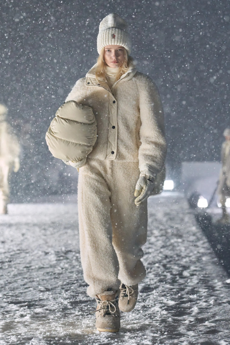 00123-moncler-grenob-fall-2025-ready-to-wear-credit-brand.webp
