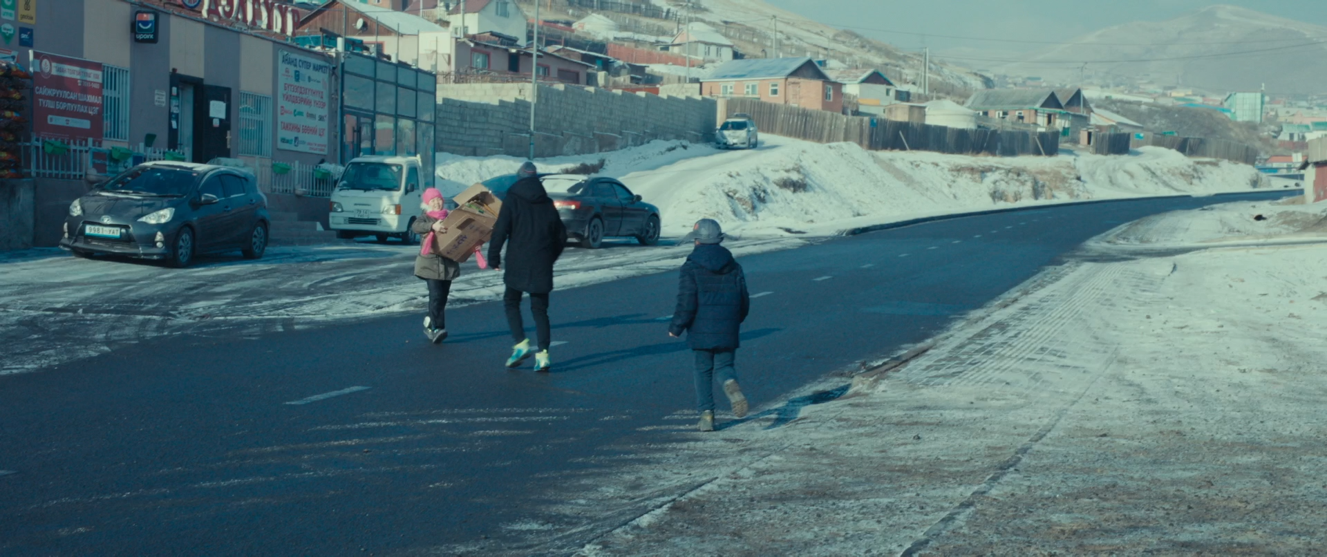 Baavgai Bolohson 2023 WEB-DL 1080p.mkv_snapshot_00.53.23.png