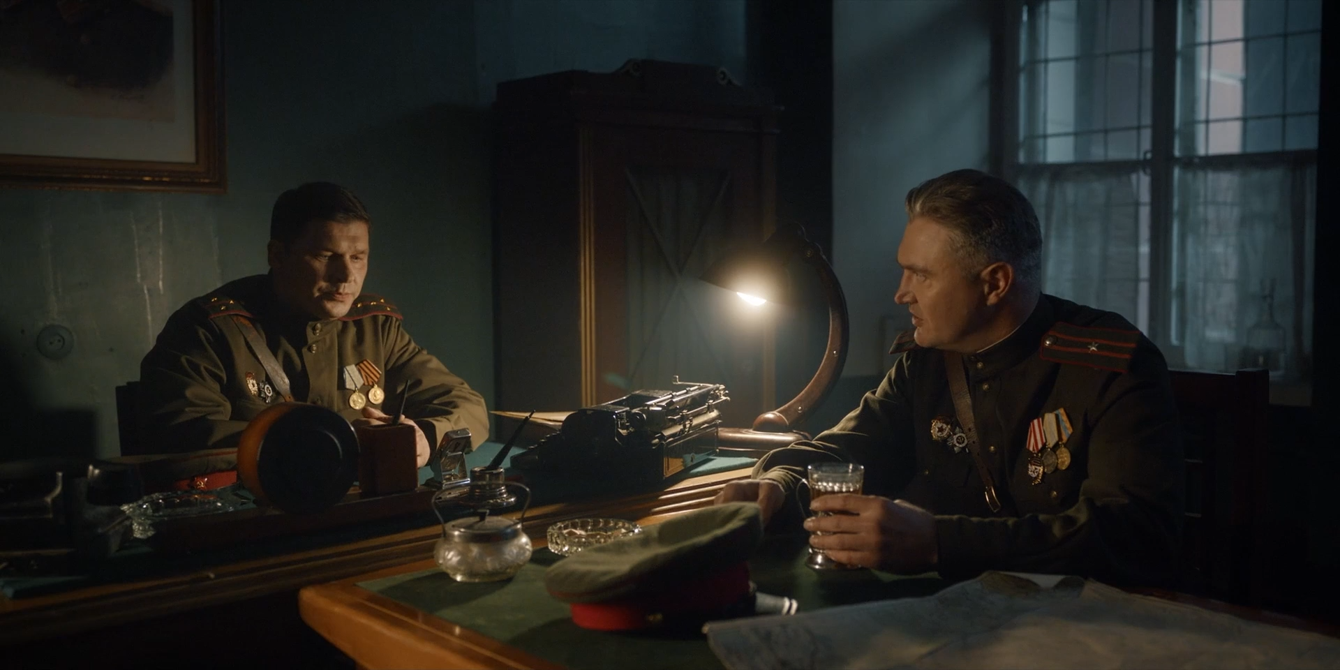 Na.sopkah.Manchzhurii.S01.E01.2025.WEB-DL.1080p.DenSBK.mkv_snapshot_40.48.png