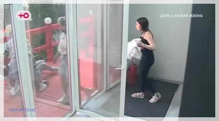 https://i6.imageban.ru/out/2025/06/15/7eb254064493832cca3612a6610aa963.jpg