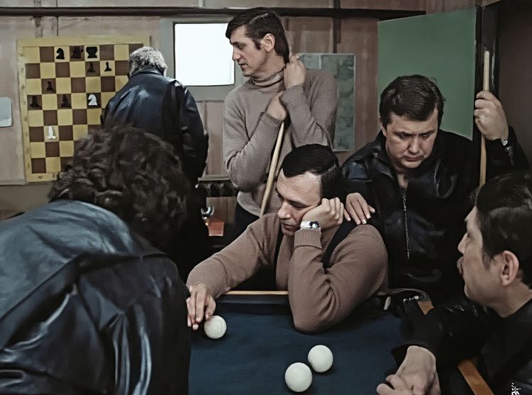 Антарктическая повесть, 1-я серия / 1979 (0:49:51 / 1:06:32)