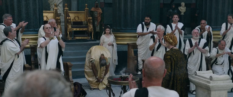 Gladiator.II.2024.HDRip-AVC.ExKinoRay.mkv_snapshot_01.53.11.535.png
