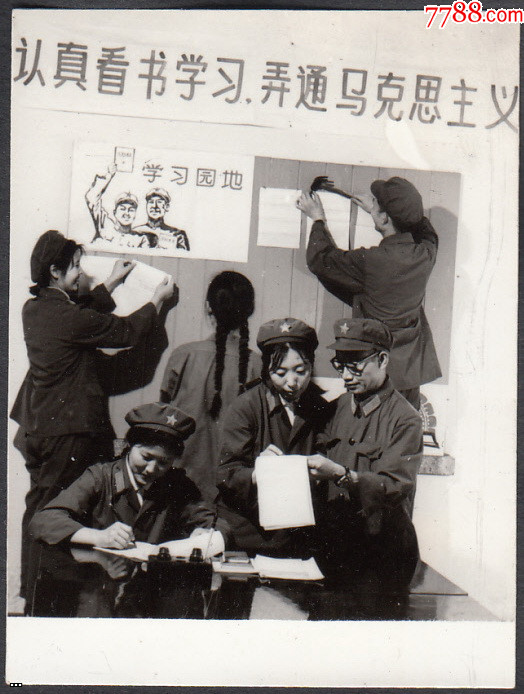 1975???????????.jpg