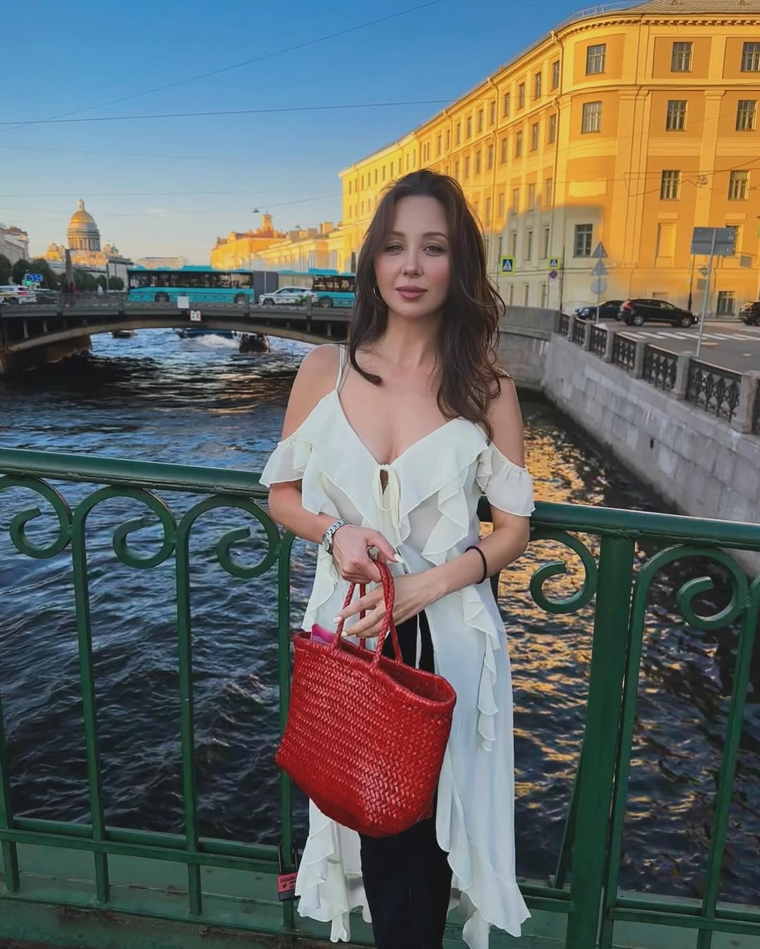https://i6.imageban.ru/out/2025/08/04/8bac15c34659b88769170dc10ca327e9.jpg