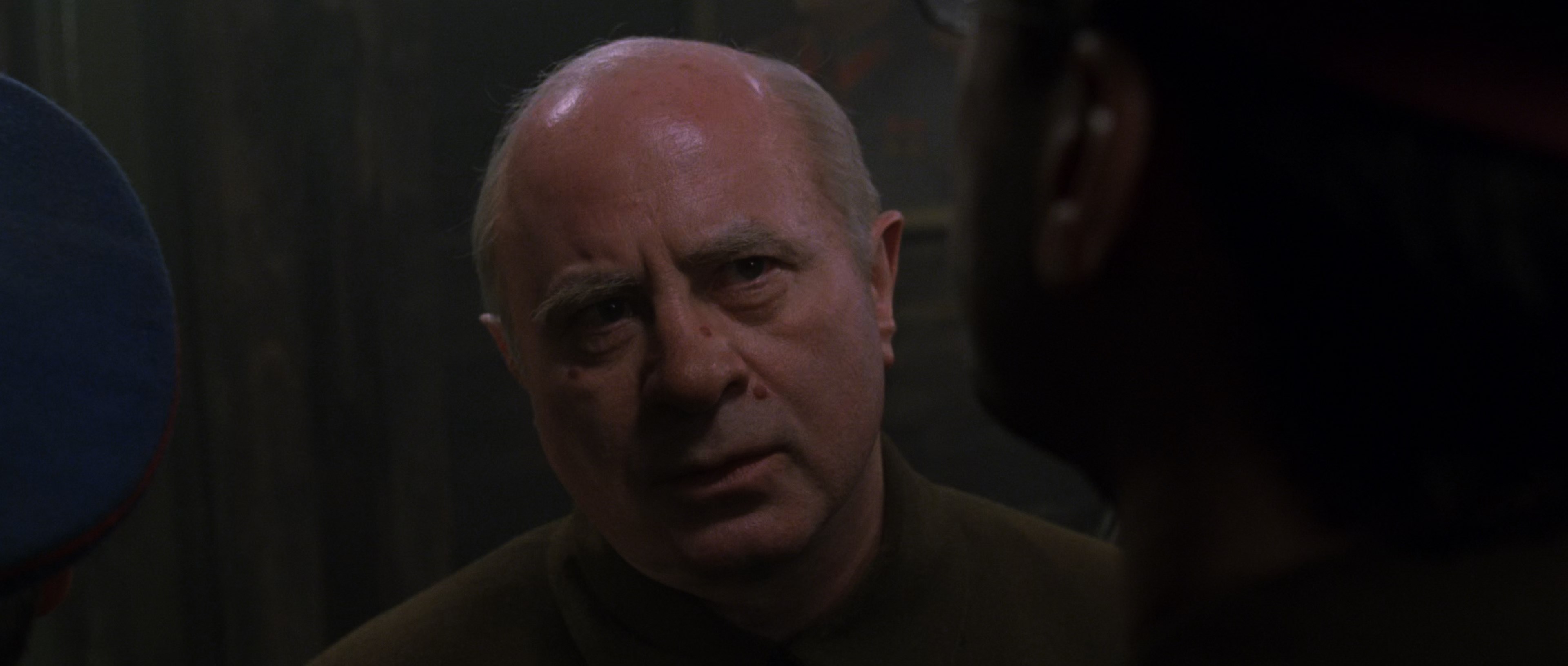 Enemy at the Gates (2001) BDRip 2160p-NVENC 10 bit [HDR].mkv_snapshot_00.26.11.570.jpg