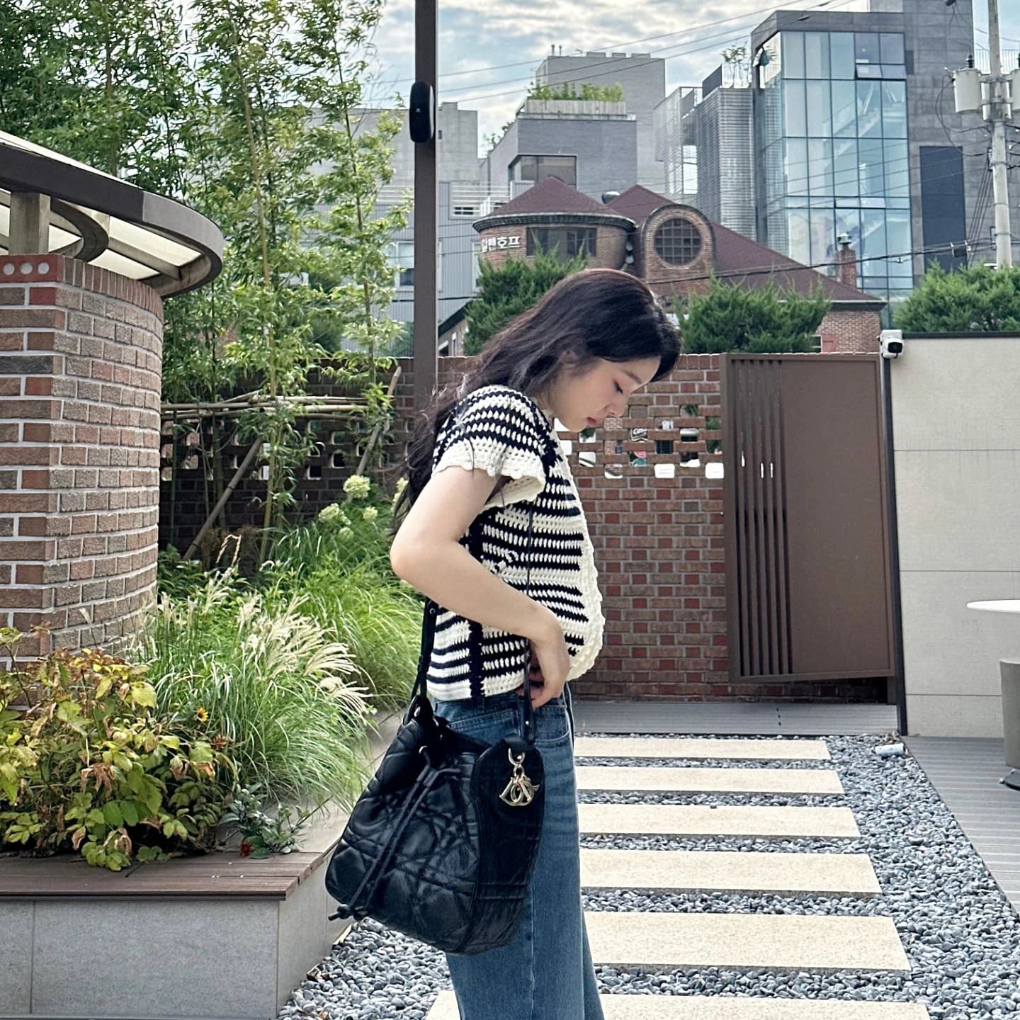 https://i6.imageban.ru/out/2025/08/19/0e2ae1bfbeb607f697d2709e9a61d886.jpeg