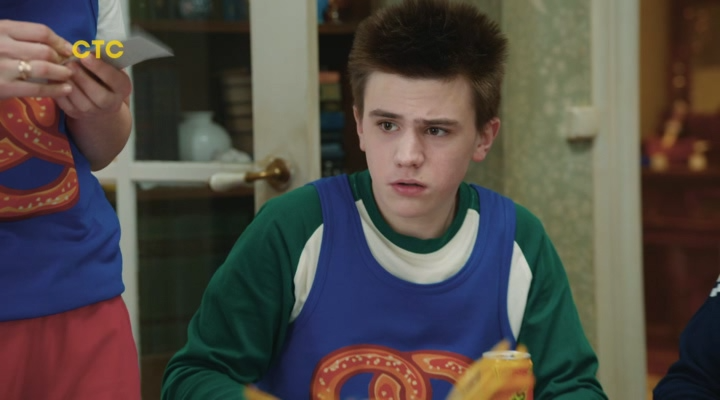 01. Миллиард проблем.2025.WEB-DLRip.Files-x.avi_snapshot_07.44.png