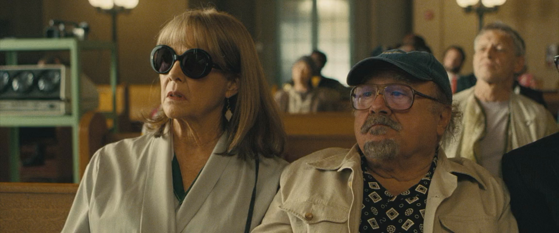 Чистильщик бассейнов (2023) HDRip-AVC_ivanes.mkv_20250825_161427.393.png