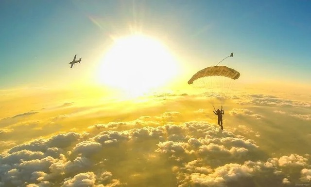 https://i6.imageban.ru/out/2025/09/06/3337f3e6bebf7fbe04d49e40bbc95044.webp