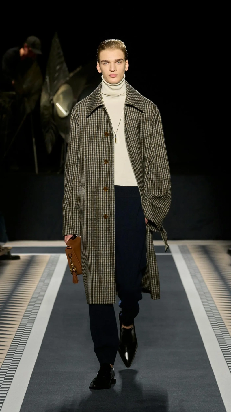 1737983027-1737975046-lanvin-collezione-uomo-donna-autunno-inverno-2025-2026-sfilata-foto-look4.webp