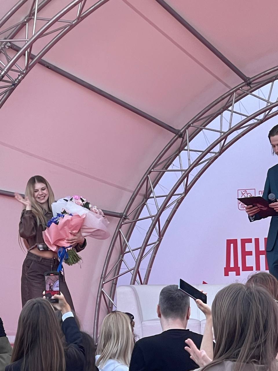 https://i6.imageban.ru/out/2025/09/13/5ff26f41845062ad34e5b7975dfde1d4.jpg