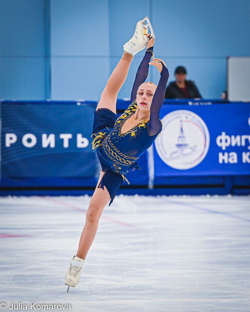 https://i6.imageban.ru/out/2025/09/19/e35a23fc451f1200658add20f9db5c2d.jpg