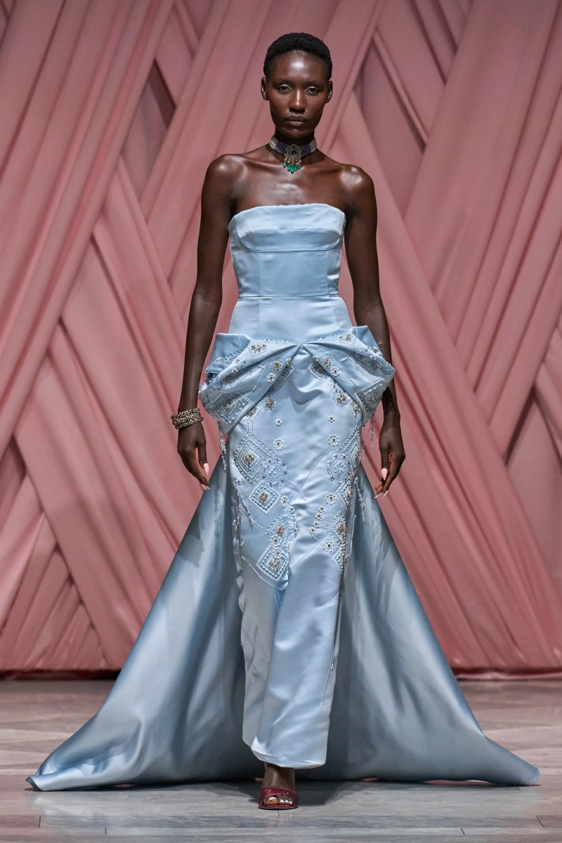 00041-bibhu-mohapatra-spring-2026-ready-to-wear-credit-gorunway.webp