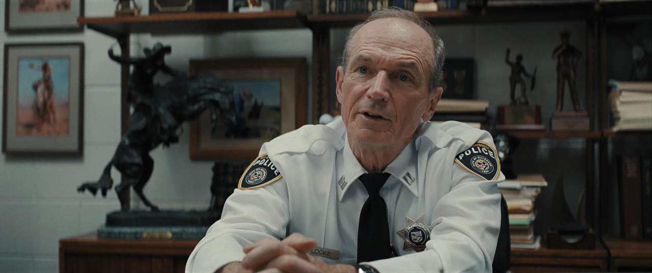 Weapons.2025.2xDUB.BDRip.720p.x264.seleZen.mkv_20251010_104613.183.png