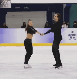 https://i6.imageban.ru/out/2025/10/11/b9e5e70269387754f747845241a71a60.gif