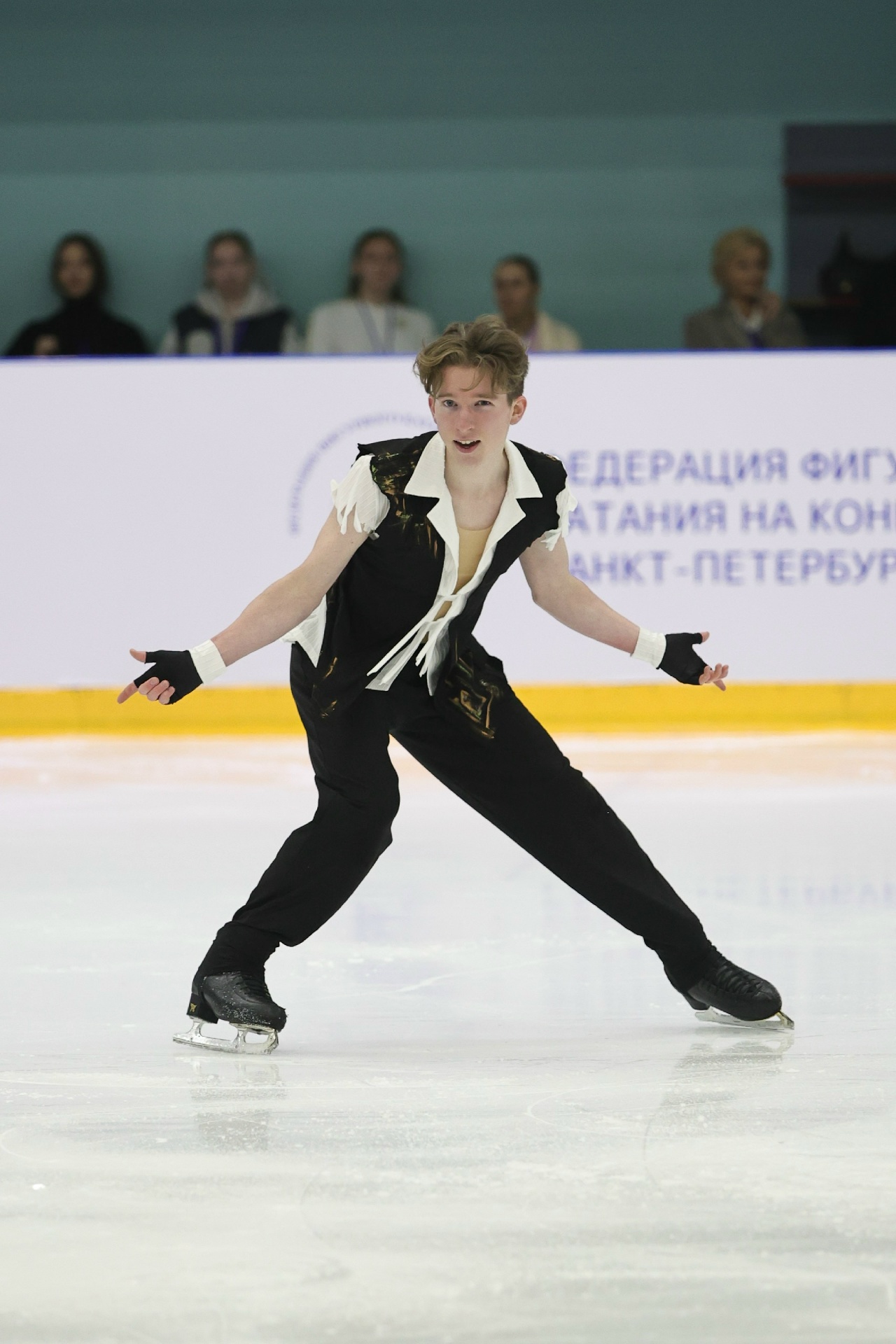 https://i6.imageban.ru/out/2025/10/12/33cbde30ee80aaf291e3c70215e9a841.jpg