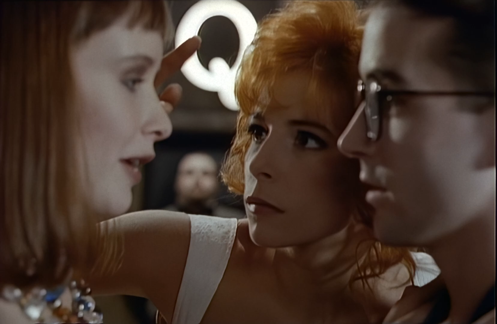 1. Que Mon Coeur Lache 1080.mkv_snapshot_02.55.040.png