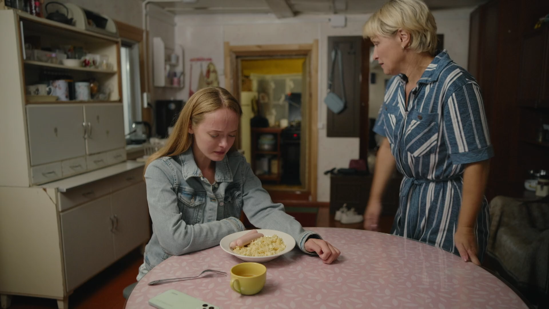 Ребенок по расчету_s01_e01_1080p_nnm-club.mkv_snapshot_33.36.png