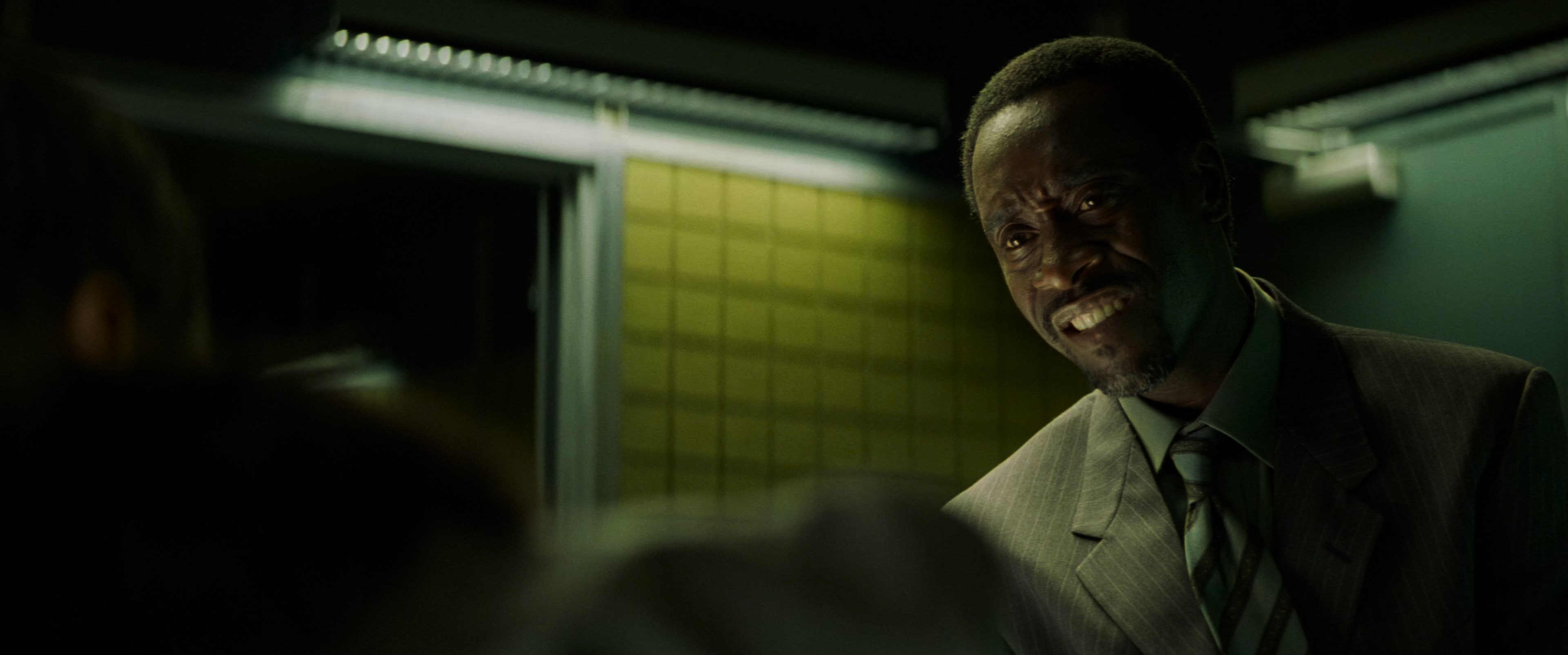 Swordfish (2001) BDRip 2160p-NVENC 10 bit [HDR].mkv_snapshot_00.21.11.270.jpg