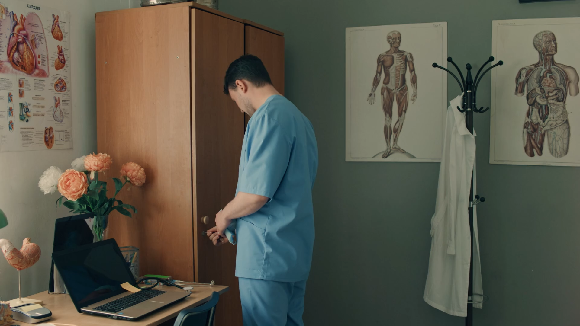 01. Охота.2025.WEB-DL 1080p.Files-x.mkv_snapshot_10.00.png