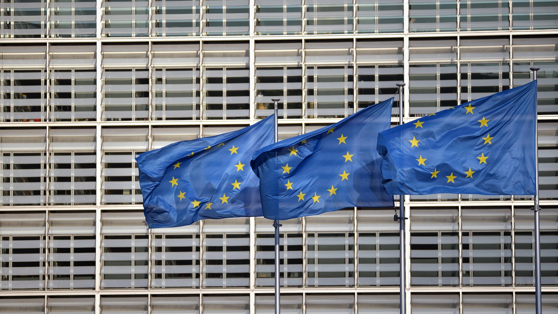 Послы ЕС одобрили поэтапный отказ от российского газа, пишет Reuters